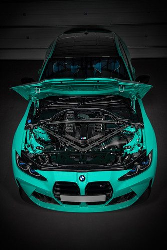 BMW G8X M3/M4/CSL Carbon Engine Cover - Gloss Finish
