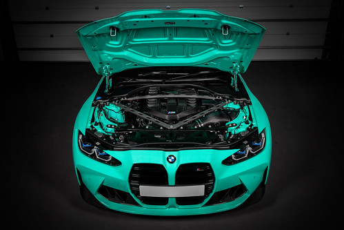 BMW G8X M3/M4/CSL Carbon Engine Cover - Gloss Finish