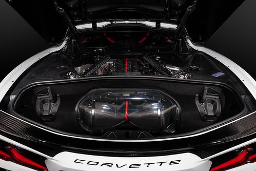 C8 Corvette Stingray Carbon Engine Cover