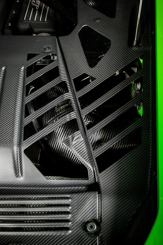 Lamborghini Huracan Carbon Engine Cover Set Matte Finish