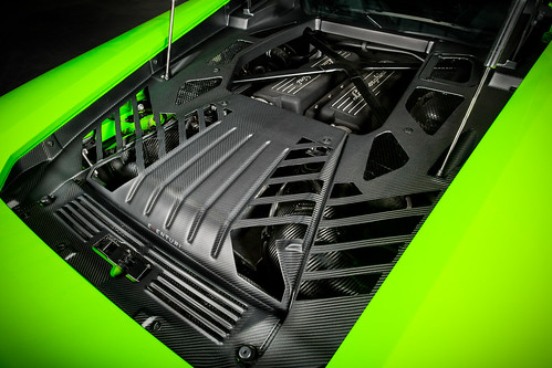 Lamborghini Huracan Carbon Engine Cover Set Matte Finish