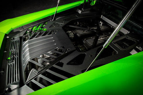 Lamborghini Huracan Carbon Engine Cover Set Matte Finish