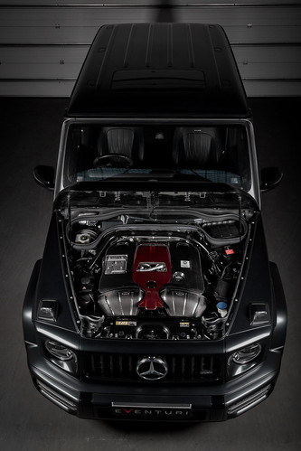 Mercedes G63 carbon intake & Engine Cover