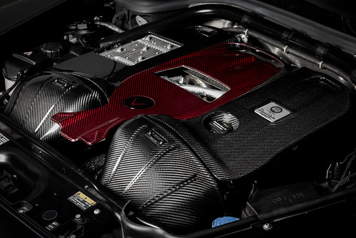 Mercedes G63 carbon intake & Engine Cover