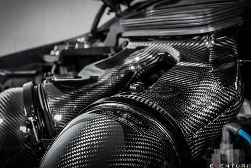 Porsche 991 Turbo Black Carbon intake