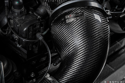 Porsche 991 Turbo Black Carbon intake