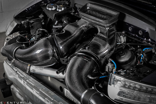 Porsche 991 Turbo Black Carbon intake