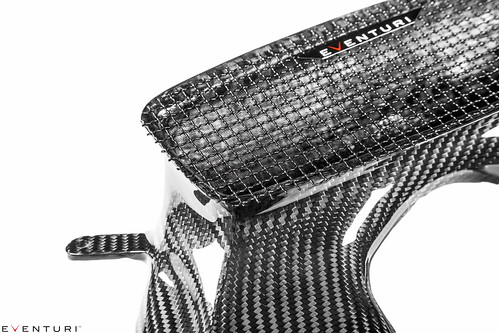 Porsche 991 Turbo Black Carbon intake