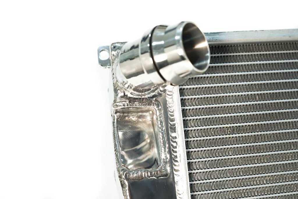 CSF Radiator - 2006 BMW 325 07-09 BMW 328 06-10 BMW 330 09-10 BMW Z4 (A.T. & M.T.)