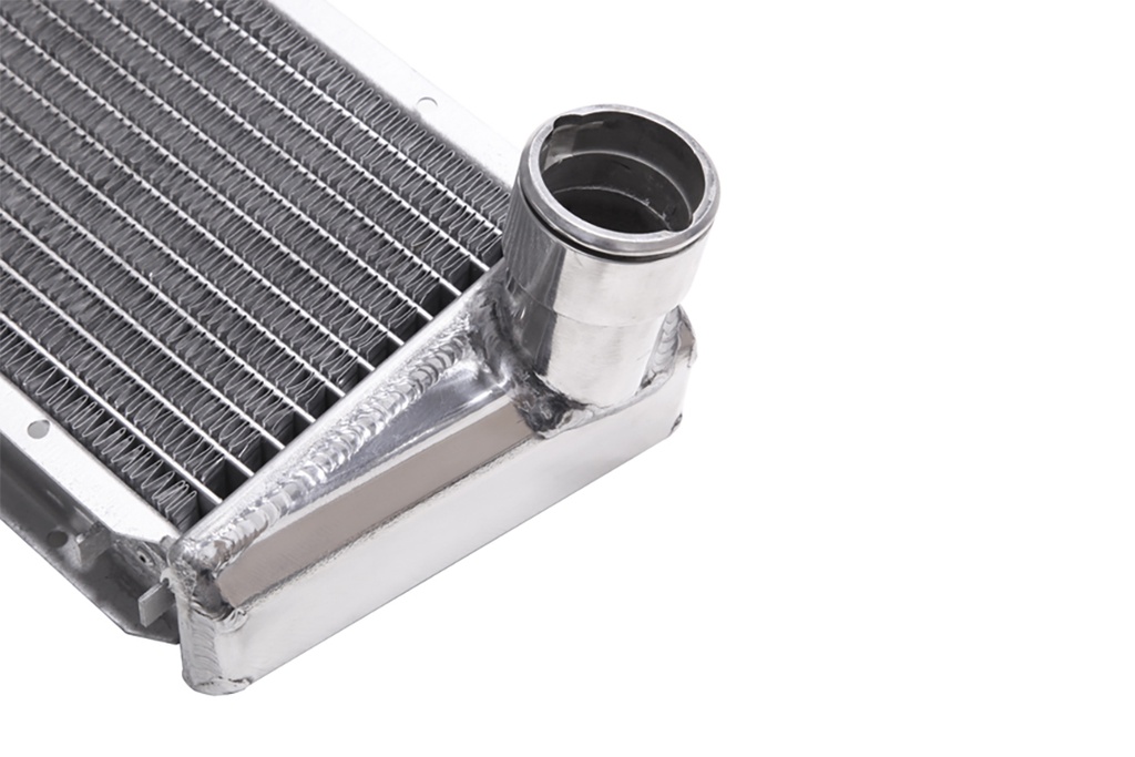 CSF Radiator - 05-11 Porsche Boxster / Spyder (987) 05-11 Porsche Cayman / R 05-11 Porsche 911 Carrera (997) - Center Radiator