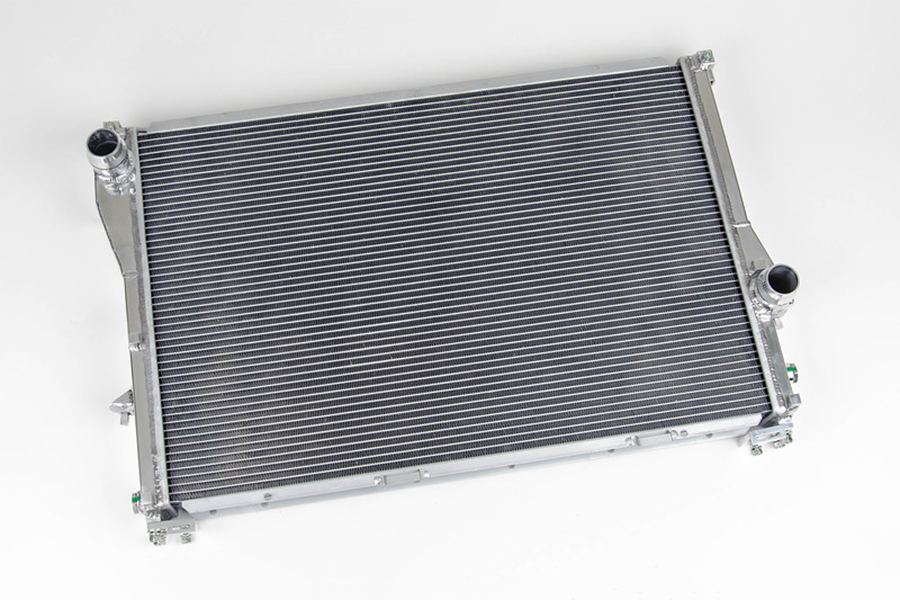 CSF Radiator - 99-03 BMW M5 (E39)/ 95-03 BMW 540i Manual Trans (fits Auto Trans w/minimal modification to drain plug)