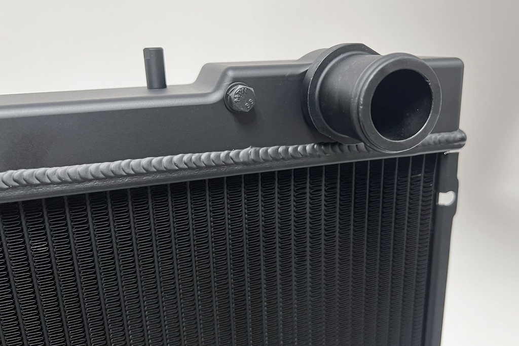 CSF Radiator - Nissan Skyline R32 TopRank Full Billet Radiator 1989-1994 Nissan R32 Skyline GT-R (incl. V-Spec & V-Spec II) 1989-1993 Nissan R32 Skyline GTS / GTS-t / GTS-4 / GTS-25 1989-1993 Nissan R32 Skyline GTE 1989-1993 Nissan R32 Skyline Gxi 1991-1993 Nissan Skyline R32 Autech Version 1990 Nissan Skyline GT-R Nismo (Black)