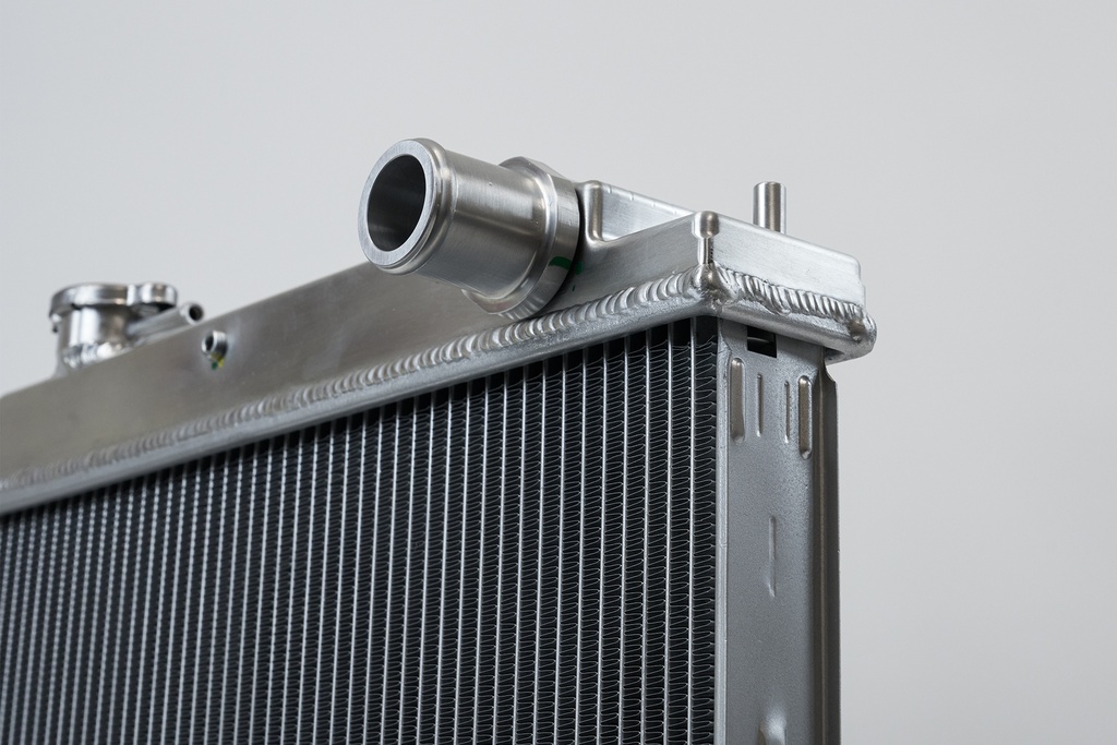 CSF Radiator - Nissan Skyline R33 TopRank Full Billet Radiator 1995-1998 Nissan R33 Skyline GT-R (incl. Nismo, V-Spec, CRS, etc) 1994-1997 Nissan R33 Skyline GTS / GTS-25 / GTS-4 / GTS-25t 1995-1996 Nissan R33 Skyline 400R (44 Produced) 1997-1998 Nissan R33 Skyline Autech Version 40th Anniversary (416 Produced) 1995-1998 Nissan R33 Skyline GT-R V-Spec N1 (87 Produced) 1995-1998 Nissan R33 Skyline GT-R LM Limited (86 Produced) 1995-1998 Nissan R33 Skyline GT-R V-Spec LM Limited (102 Produced)