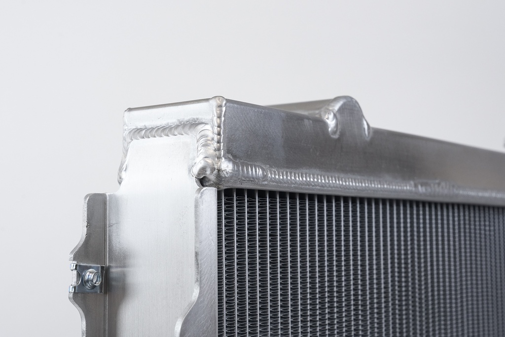 CSF Radiator - 95-04 Toyota Tacoma (1st Gen) 2.7 4Cyl & 3.4 V6 (AT ONLY)