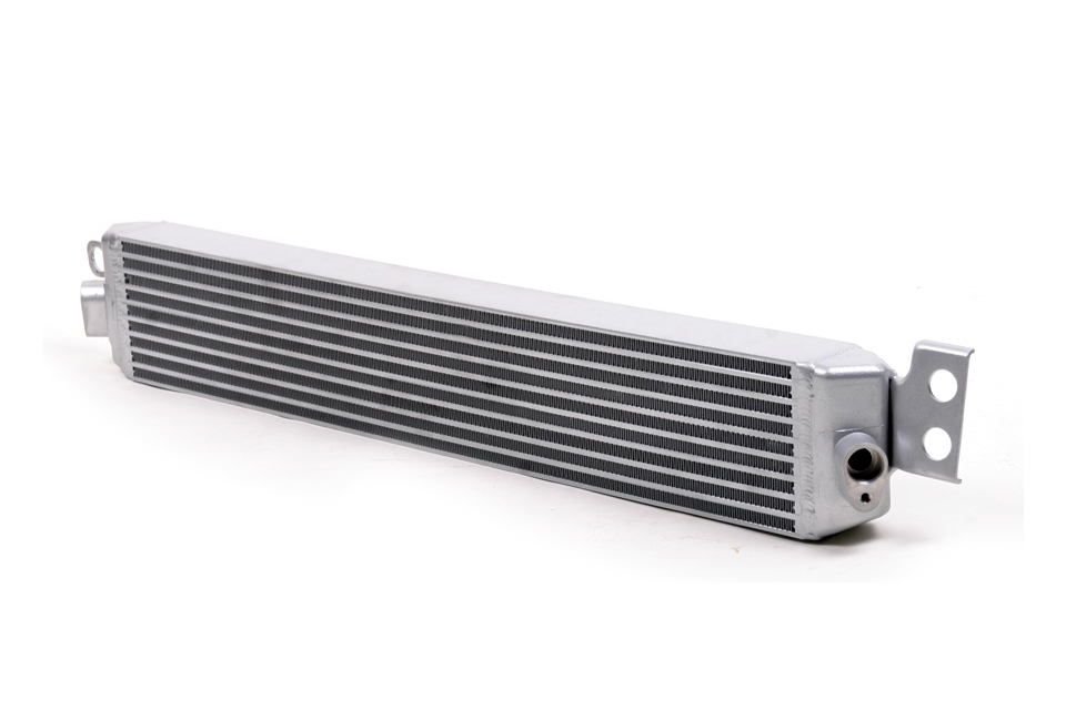 CSF - BMW E9X M3 race-spec oil cooler