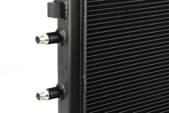 CSF - BMW F8X M3/M4/M2C - Front Mount Heat Exchanger w/ rock guard (Black)
