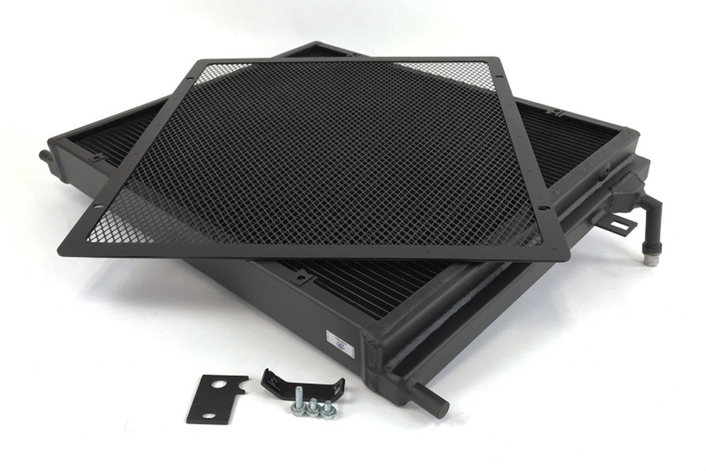 CSF - BMW F8X M3/M4/M2C - Front Mount Heat Exchanger w/ rock guard (Black)