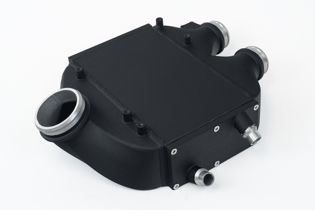 CSF - BMW F8X M3/M4/M2C - Top Mount Charge-Air-Cooler in crinkle black finish