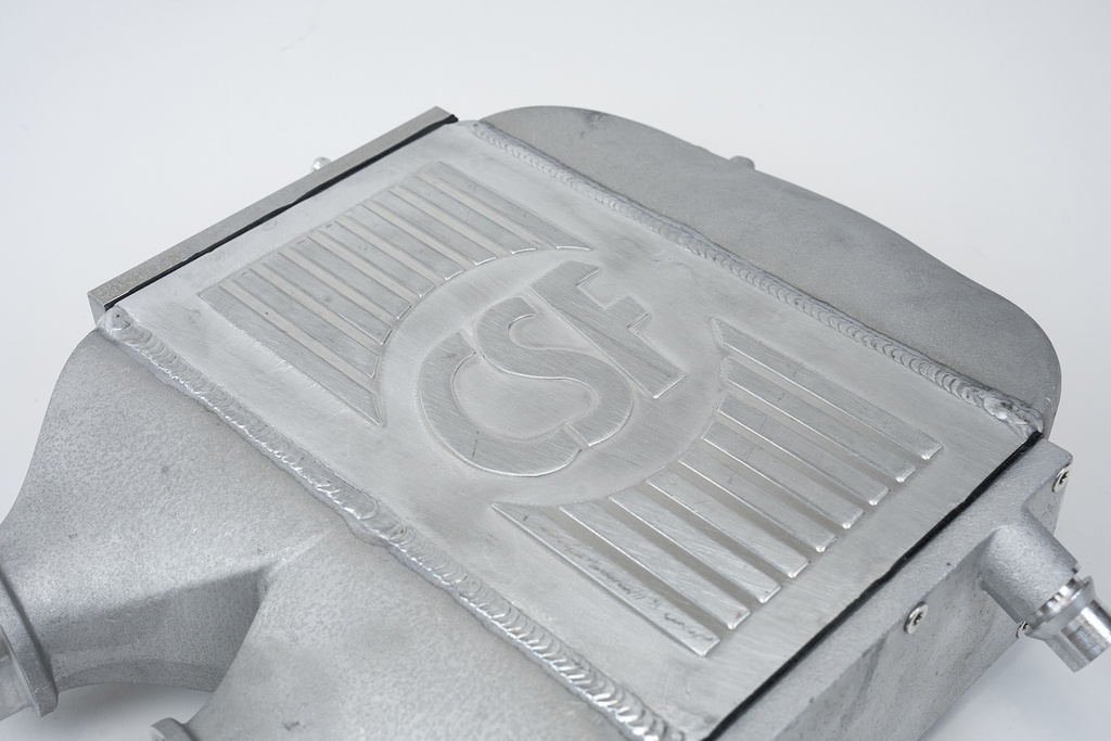 CSF - BMW F8X M3/M4/M2C - Top Mount Charge-Air-Cooler in Raw finish