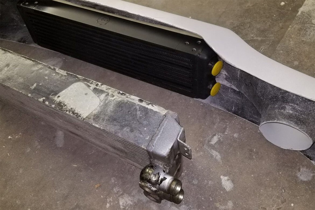 CSF - Universal Dual-Pass Oil Cooler w/ Direct Fitment for Porsche 911 center front oil cooler (RS Style) - M22 x 1.5 connections - 24'L x 5.75'H x 2.16'W