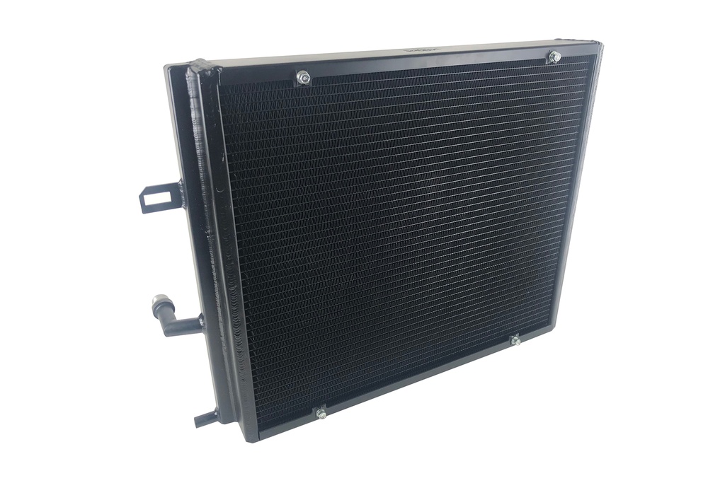 BMW Front Mount Heat Exchanger w/ Rock Guard (Black) (Triple Pass) 15-18 F20 BMW 120i 125i M140i(X) 15-18 F22/F23 BMW 218i 220i 230i(X) M240i(X) 14-18 F30 320i(X) 320e 330i(X) 340i(X) 14-18 F31/F34 GT BMW 320i(X) 330i(X) 340i(X) 15-18 F32/F33/F36 Gran Coupe BMW 420i(X) 430i(X) 440i(X)