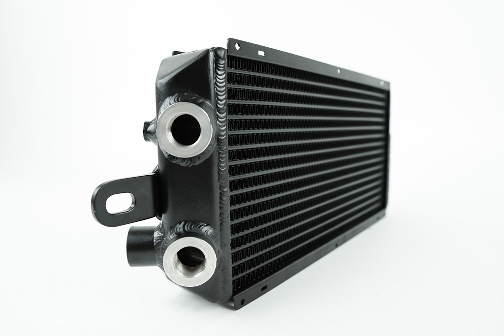 PORSCHE 911 / 930 Oil Cooler (Right Front) OEM+ performance w/ high-flow fittings 84-89 Direct Fit 65-83 Retrofit capable OEM # interchange: 930 207 053 02 / 930 207 053 04