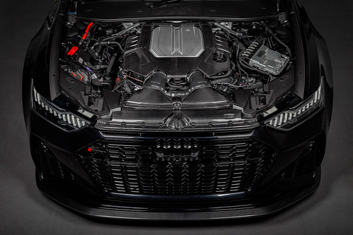 Eventuri - Audi C8 RS6 RS7 Black Carbon Engine Cover Gloss