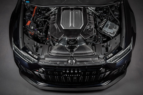 Eventuri - Audi C8 RS6 RS7 Black Carbon Engine Cover Gloss