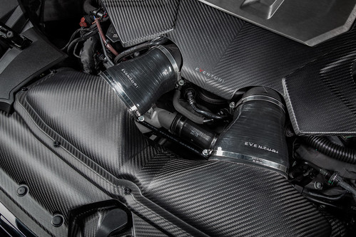 Eventuri - Audi C8 RS6 RS7 Black Carbon Engine Cover Gloss