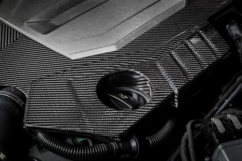 Eventuri - Audi C8 RS6 RS7 Black Carbon Engine Cover Matte