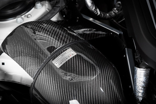 BMW B58 M140i, M240i, M340i Black Carbon intake
