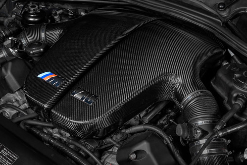 BMW E6X M5/M6 Carbon Plenum Gloss