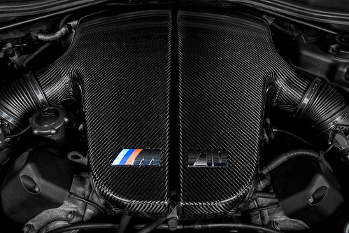 BMW E6X M5/M6 Carbon Plenum Gloss