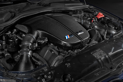 BMW E6X M5/M6 Carbon Plenum Gloss