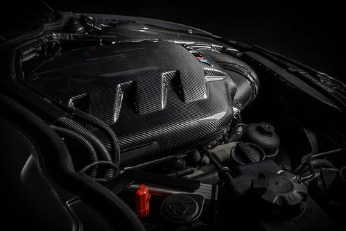 BMW E9X M3 Carbon Inlet Plenum Gloss