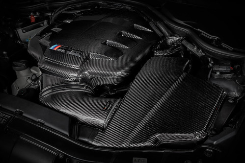 BMW E9X M3 Carbon Inlet Plenum Gloss
