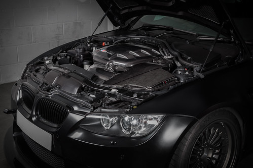 BMW E9X M3 Carbon Inlet Plenum Matte