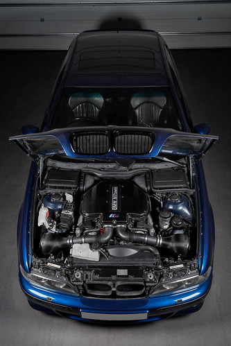 BMW S62 V8 Carbon Plenum Lid for E39 M5 and Z8