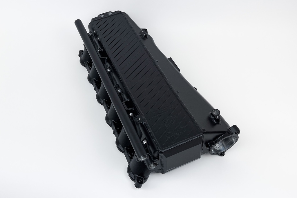 B58 Gen 1 Charge Air Cooler Manifold 17-20 F22/F23 M240i/iX 16-18 F30/F31/F34 M340i/340iX 16-2019 F32/F33/F36 440i/440iX 17-19 G30/G31/G38 540i/540iX 17-19 G32/G33/G38 640i/640iX In Custom Thermal Dispersion Black Finish